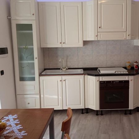 Entire Flat, Independent Entrance, 20 Mins To Bgy - Bergamo Milan Airport Apartment Nembro Exterior photo