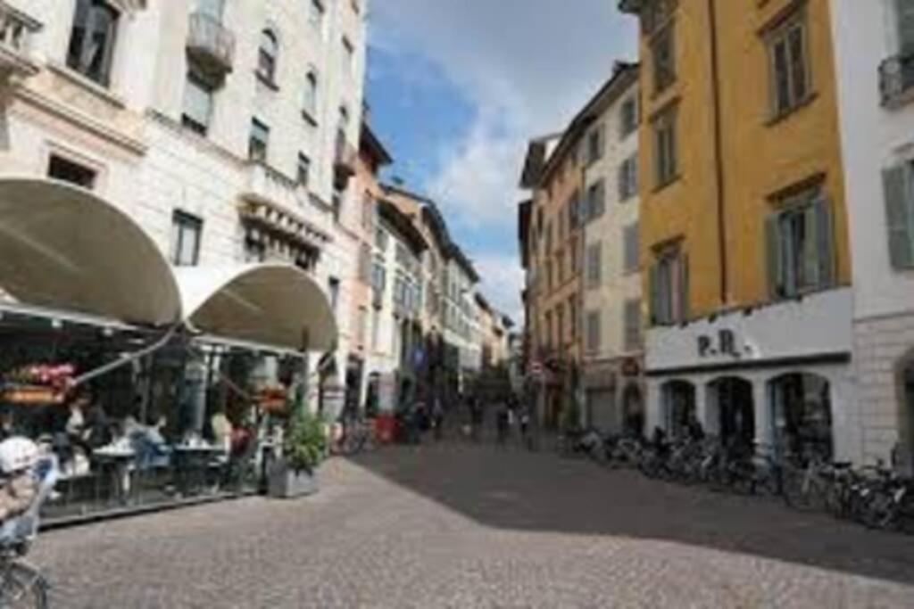 Entire Flat, Independent Entrance, 20 Mins To Bgy - Bergamo Milan Airport Apartment Nembro Exterior photo